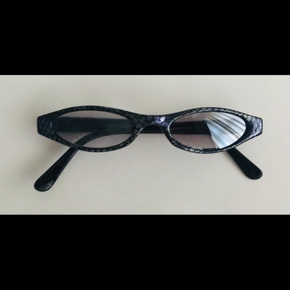 New Women’s Readers Sunglasses 2 Strength Aspheric Lenses Black Frames w/print main image 11
